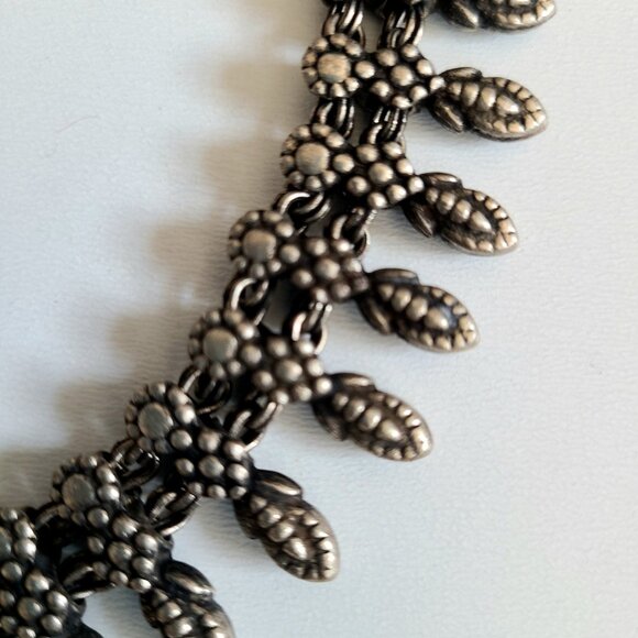 Middle Eastern oxidized silver color metal choker/necklace. - Picture 7 of 9